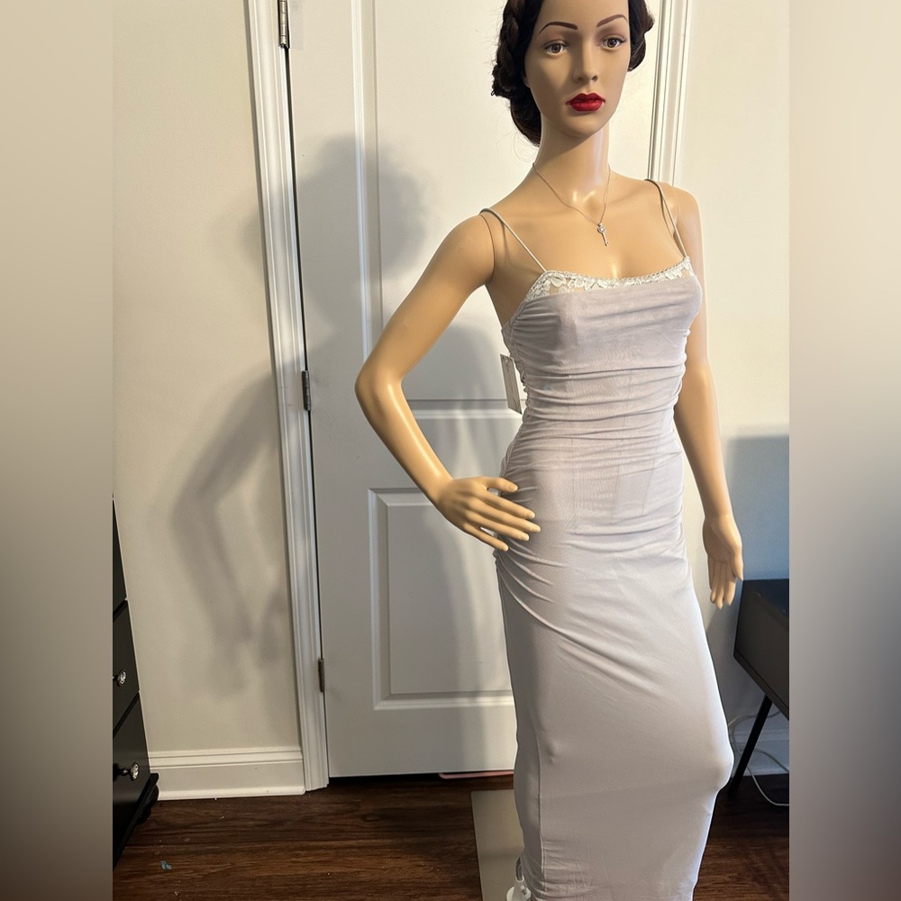 NWT-Lace Ruched Maxi Dress (Fall) - Picture 6 of 8
